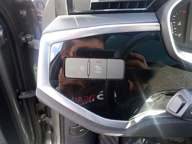 Used 2023 Audi Q3 2.0T Premium image 17