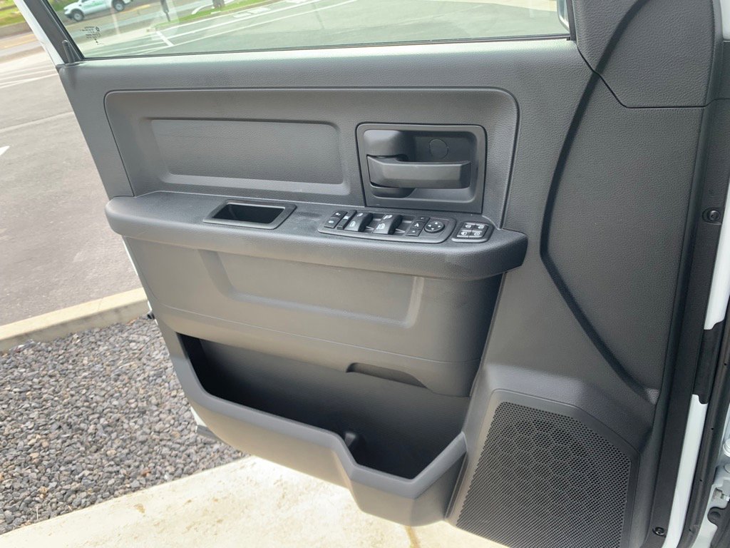 Used 2024 RAM 2500 Tradesman w/ Safety Group image 34