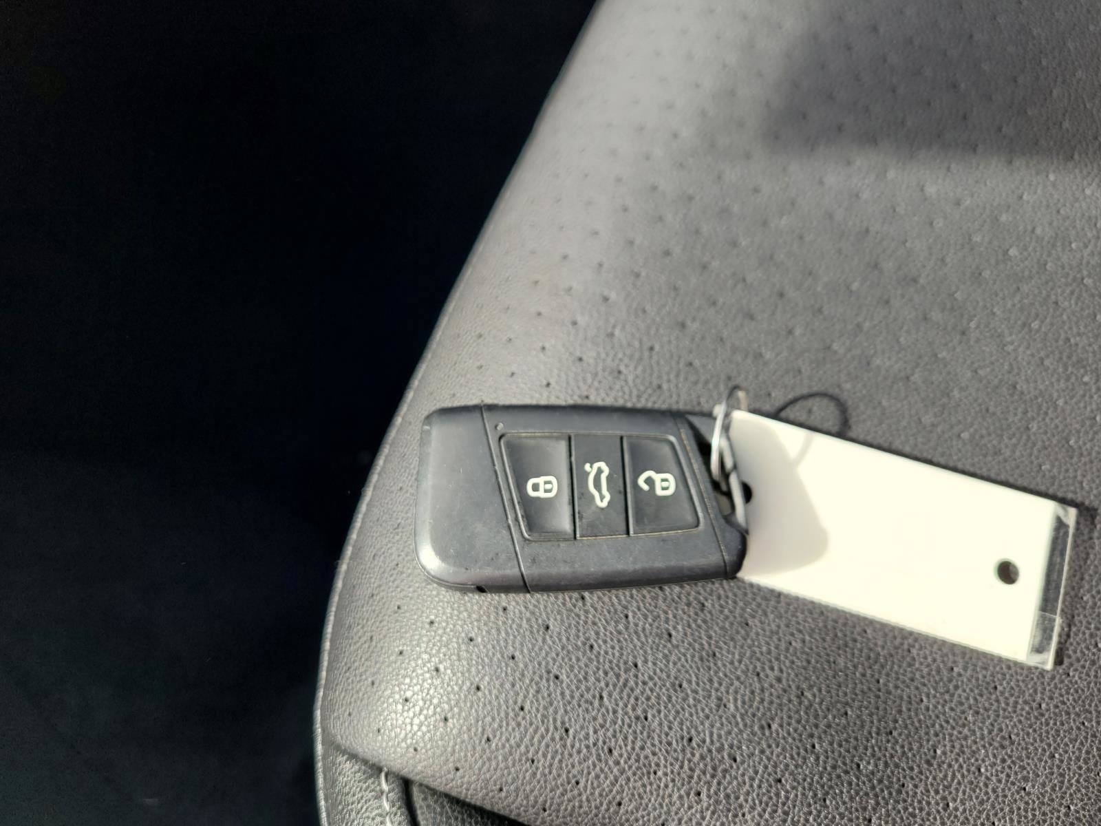 Used 2021 Volkswagen Jetta R-Line FWD image 28