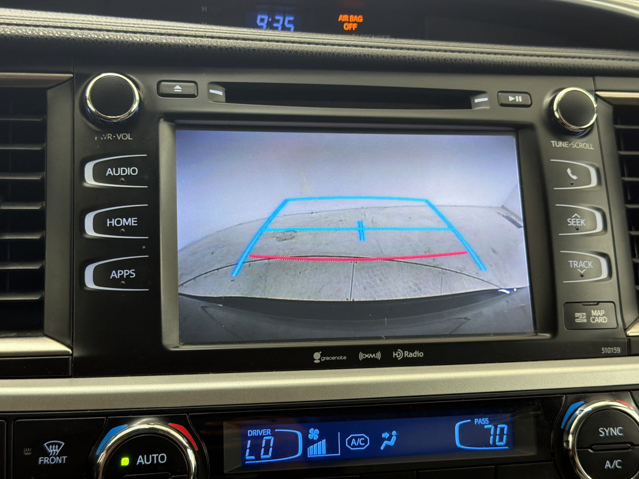 Used 2016 Toyota Highlander XLE AWD/4WD image 17