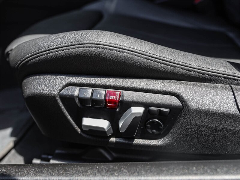 Used 2019 BMW 430i Coupe w/ M Sport Package RWD image 27