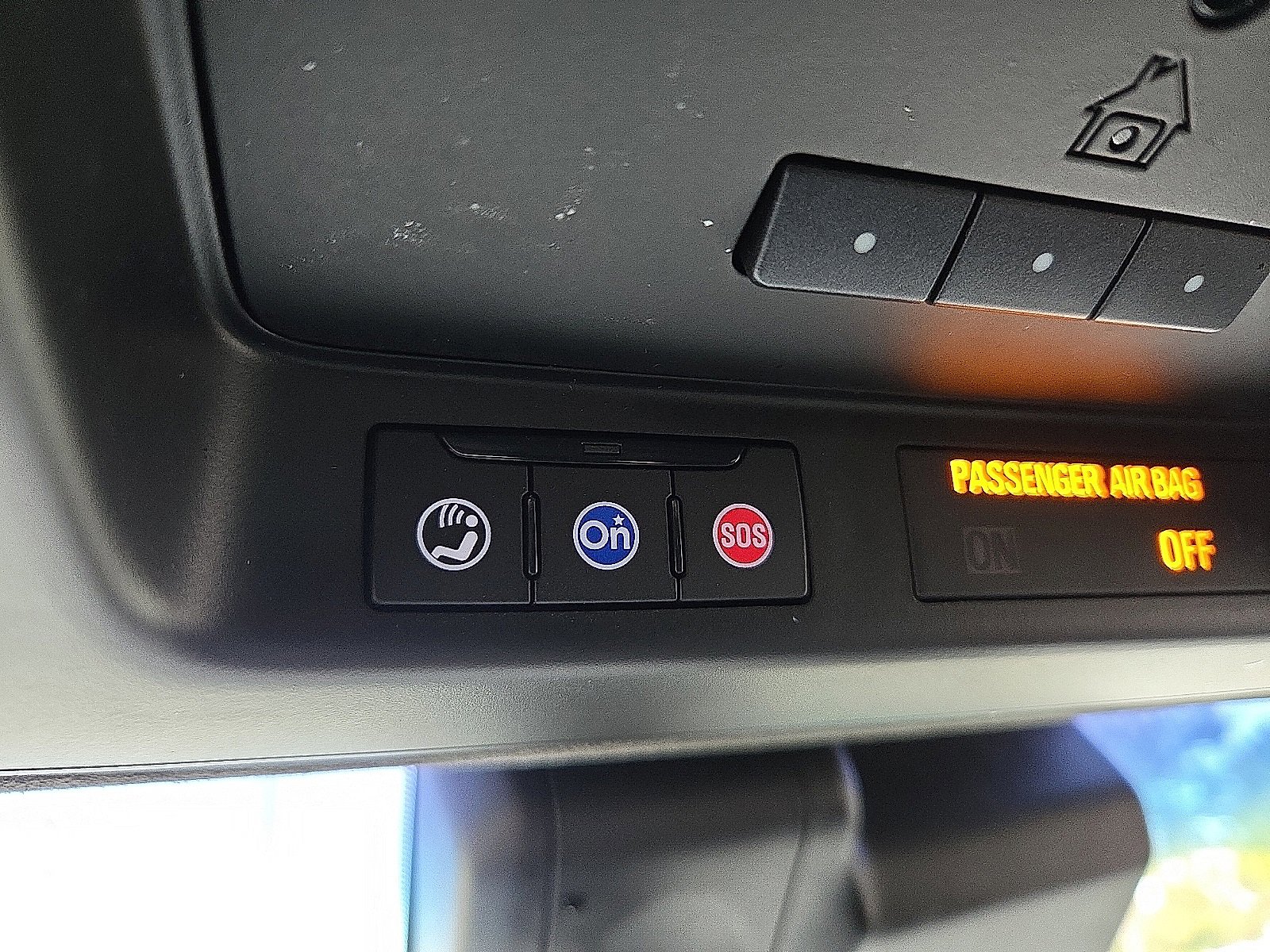 Used 2017 Cadillac Escalade Platinum image 21