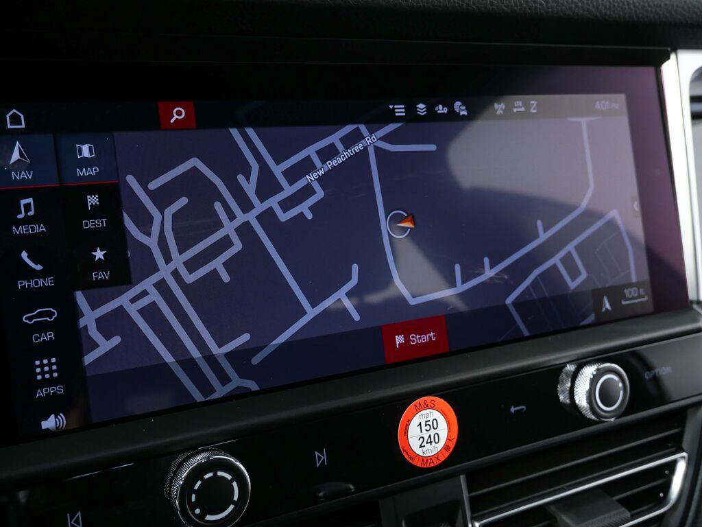 Certified 2026 Porsche Macan AWD/4WD image 13