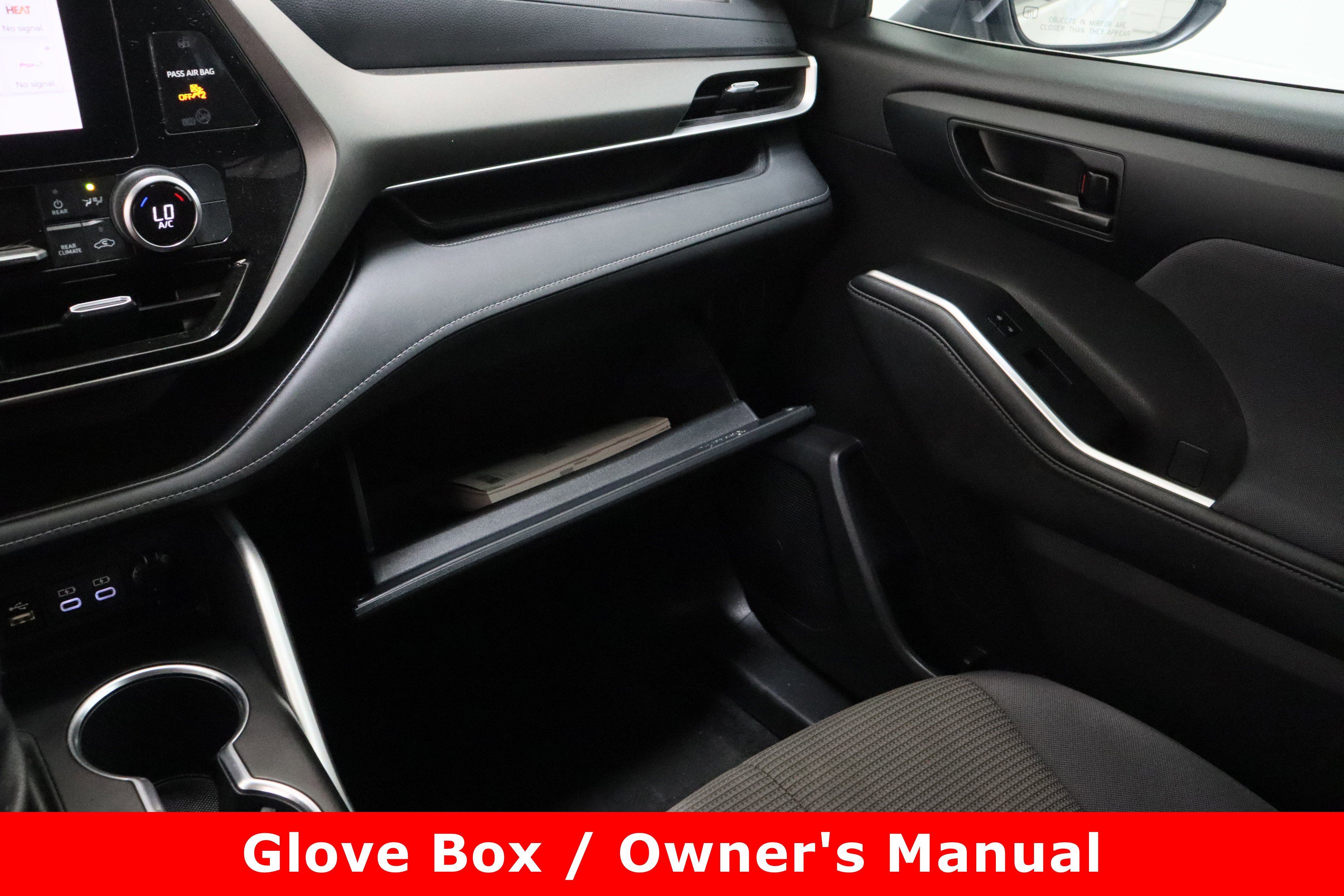 Used 2024 Toyota Highlander LE image 23