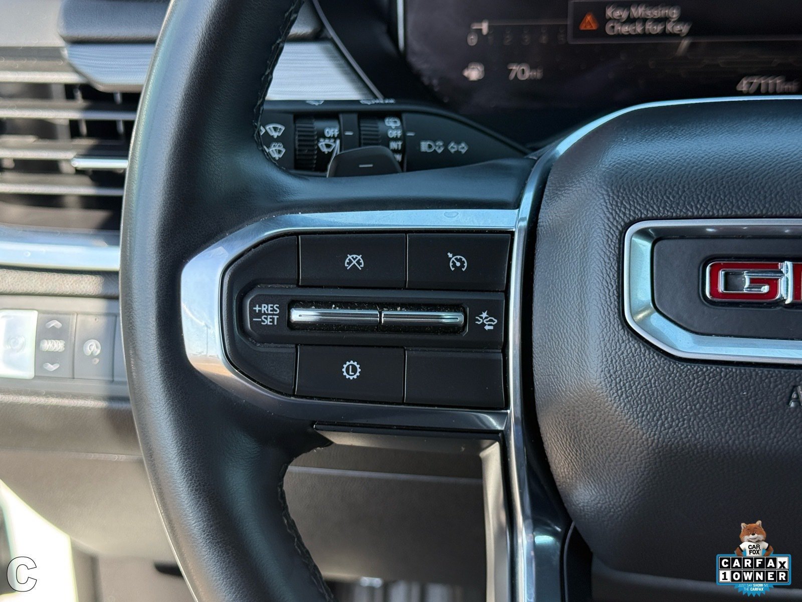 Used 2024 GMC Acadia Elevation FWD image 15