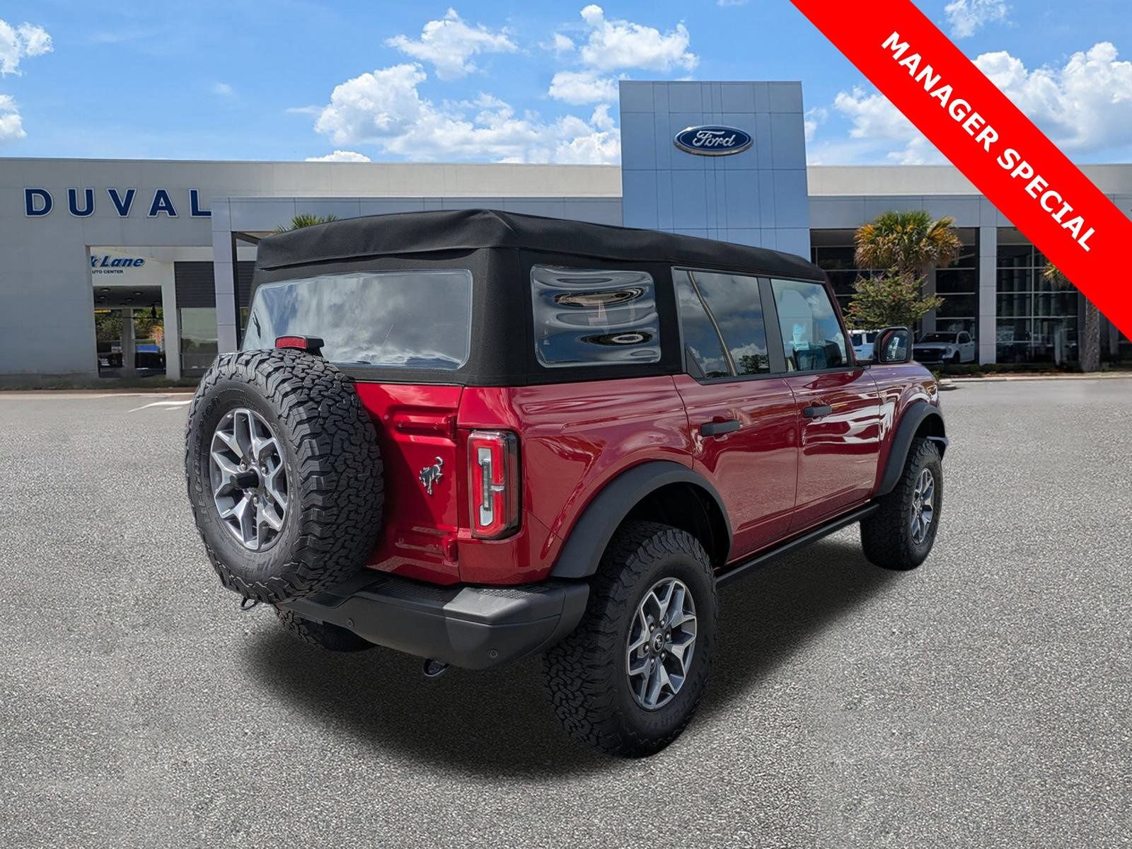 New 2025 Ford Bronco Badlands AWD/4WD image 3