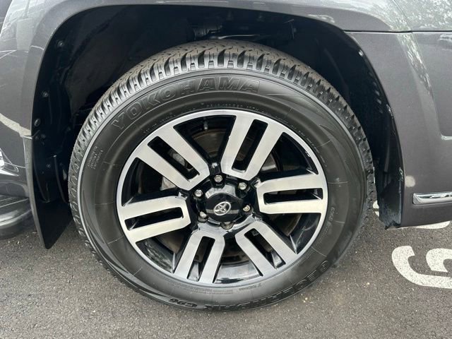 Used 2022 Toyota 4Runner Limited AWD/4WD image 16