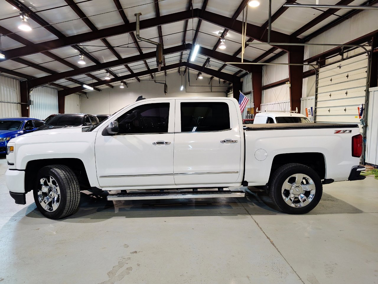 Used 2017 Chevrolet Silverado 1500 LTZ Z71 image 5