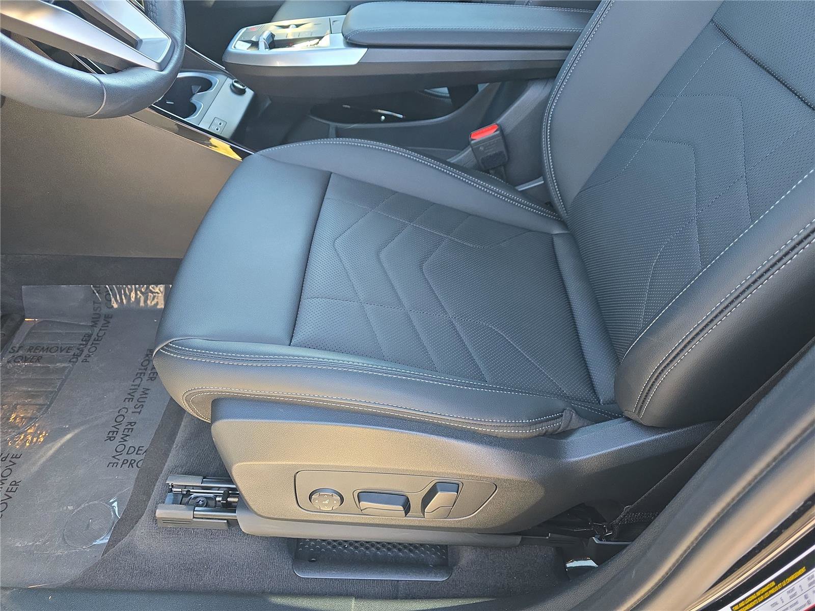 Used 2025 BMW X1 xDrive28i image 15