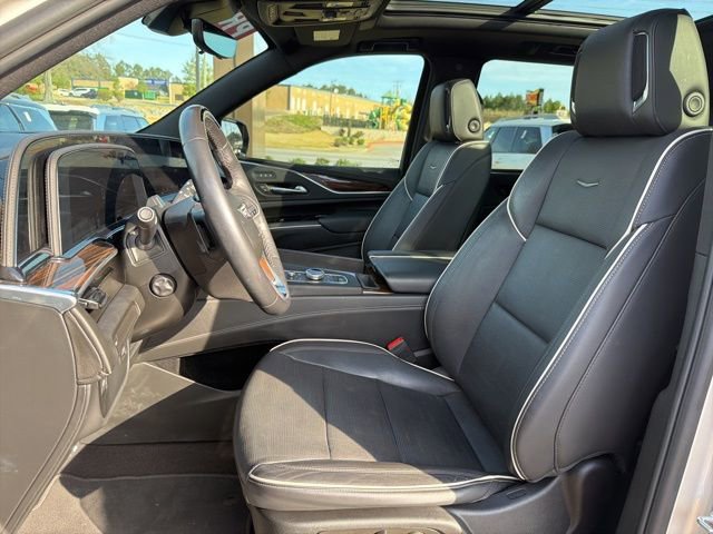 Used 2023 Cadillac Escalade Premium Luxury image 23