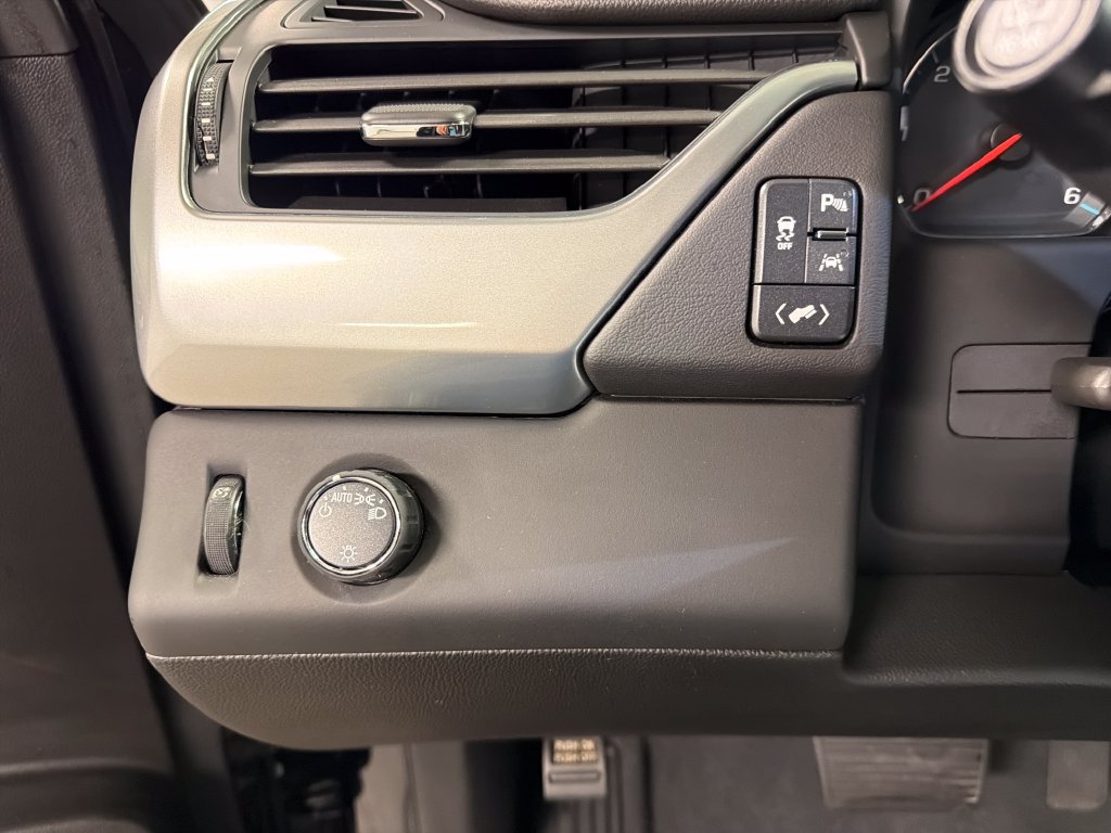 Used 2019 Chevrolet Tahoe LT RWD image 34