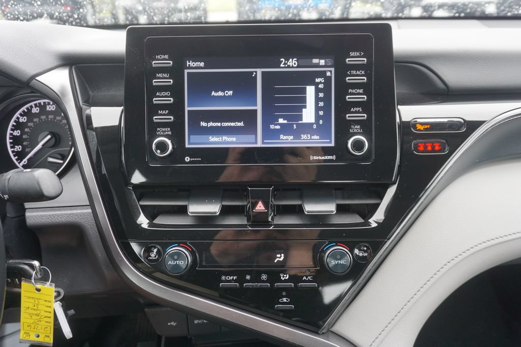Certified 2024 Toyota Camry SE FWD image 10