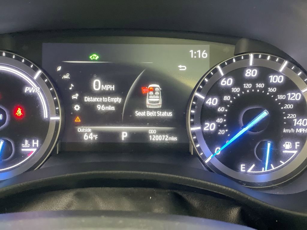 Used 2020 Toyota Highlander Platinum image 12