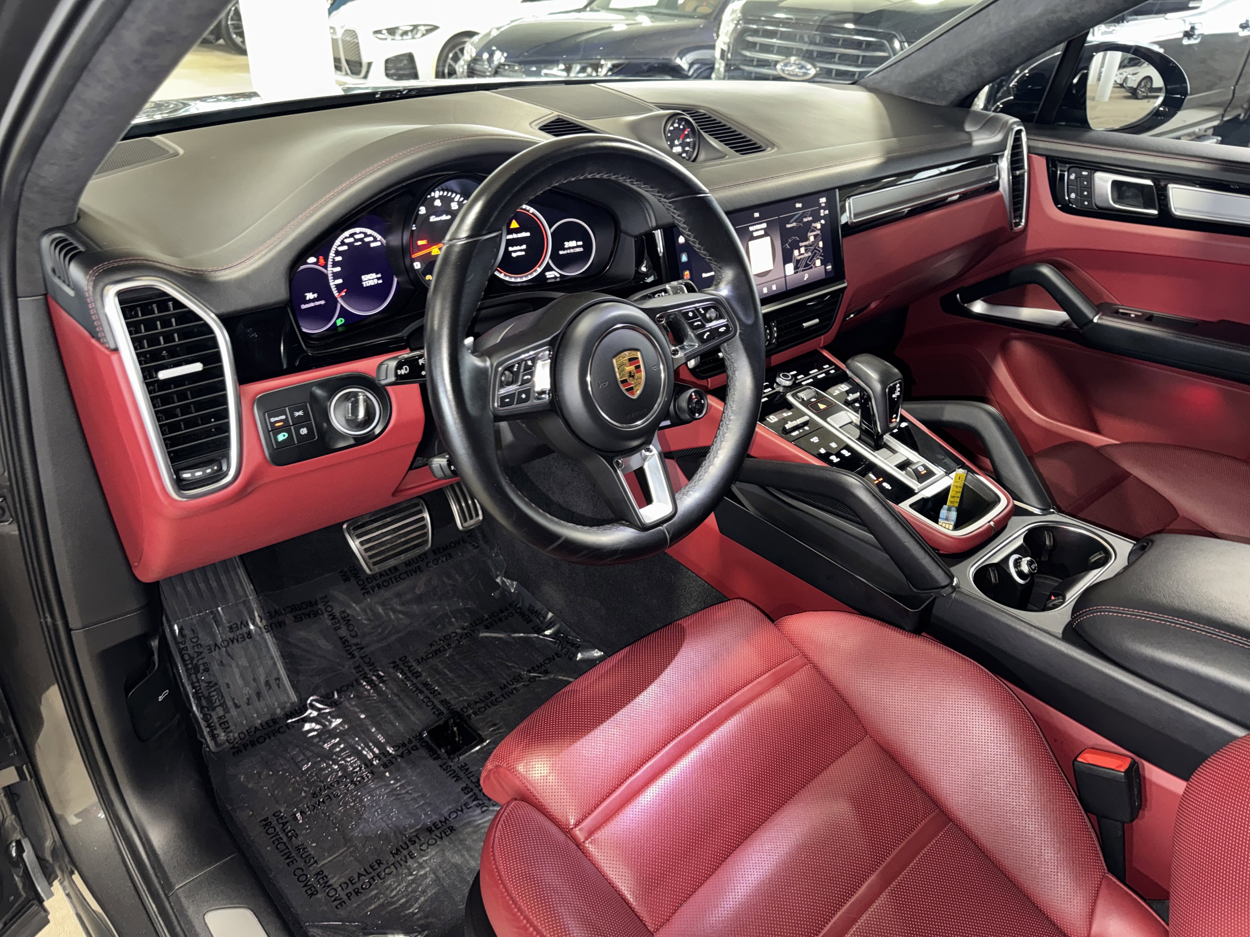 Used 2022 Porsche Cayenne Turbo image 20