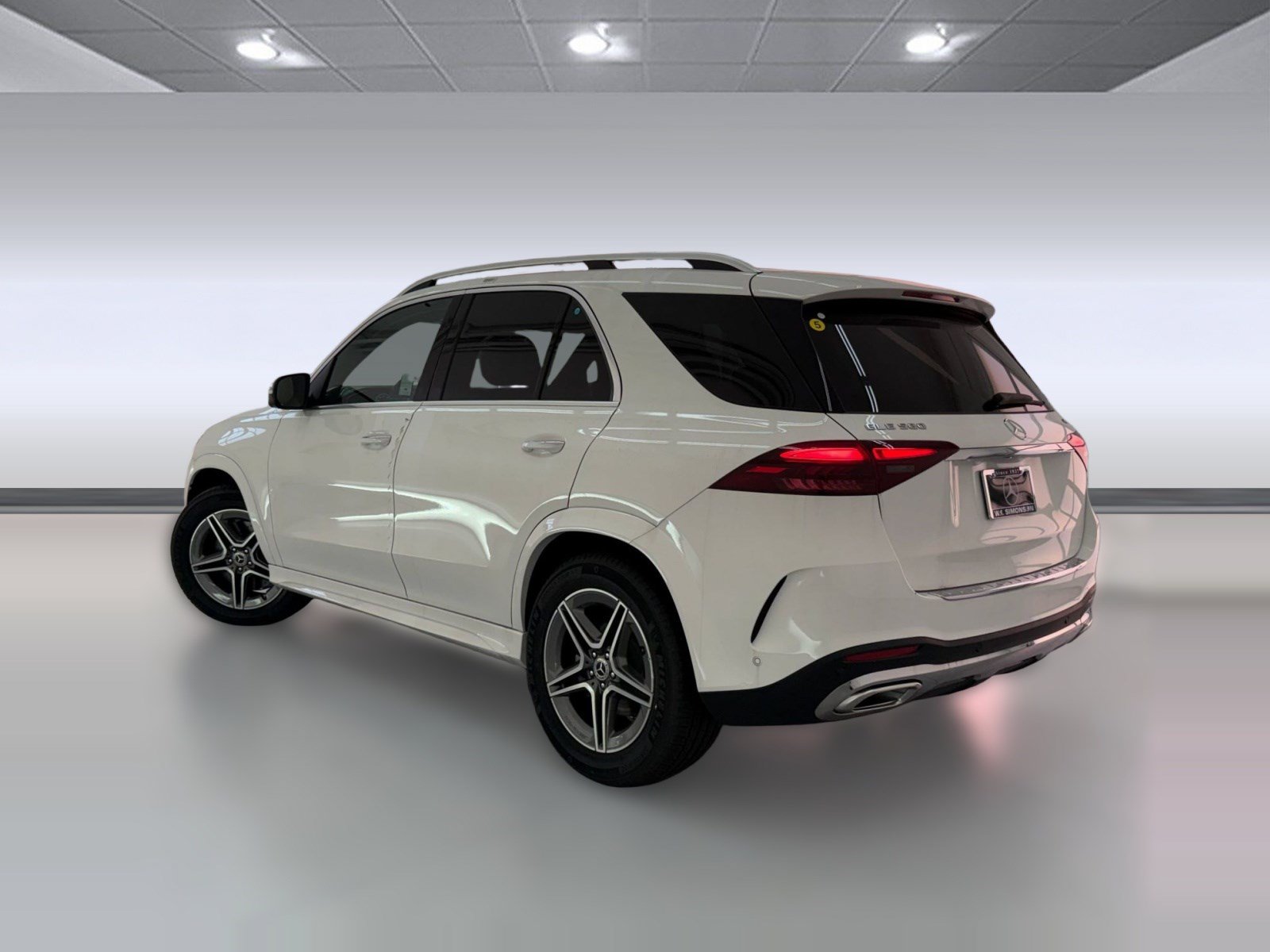 New 2026 Mercedes-Benz GLE 580 4MATIC image 3