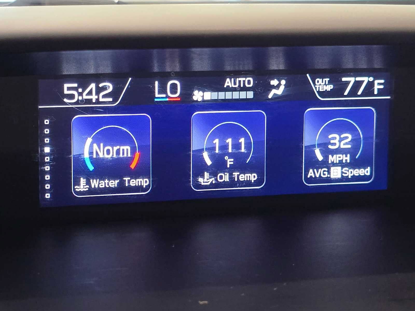 Used 2019 Subaru Crosstrek Hybrid w/ Moonroof Package w/Navigation AWD/4WD image 12
