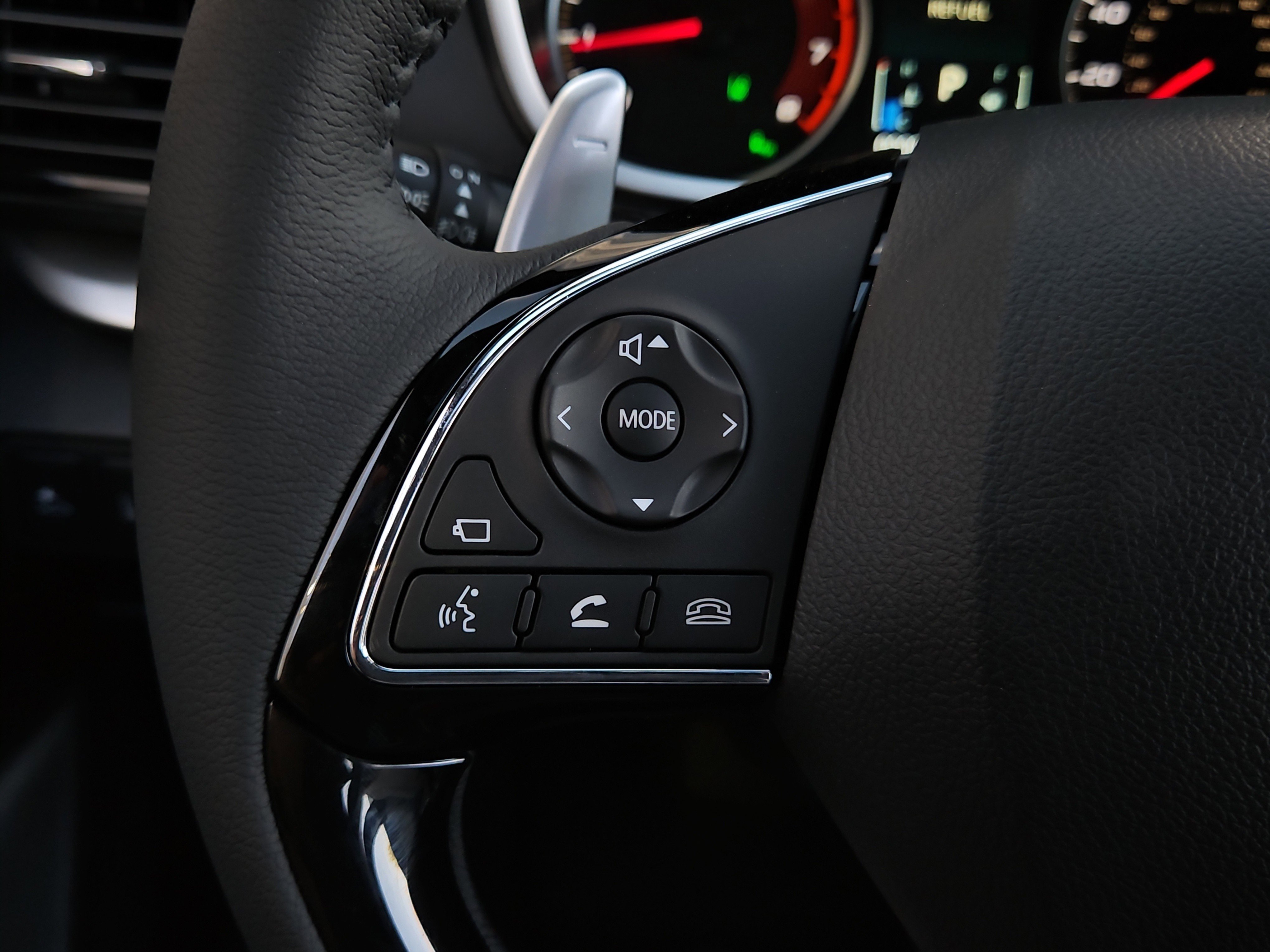 New 2025 Mitsubishi Eclipse Cross SEL image 12