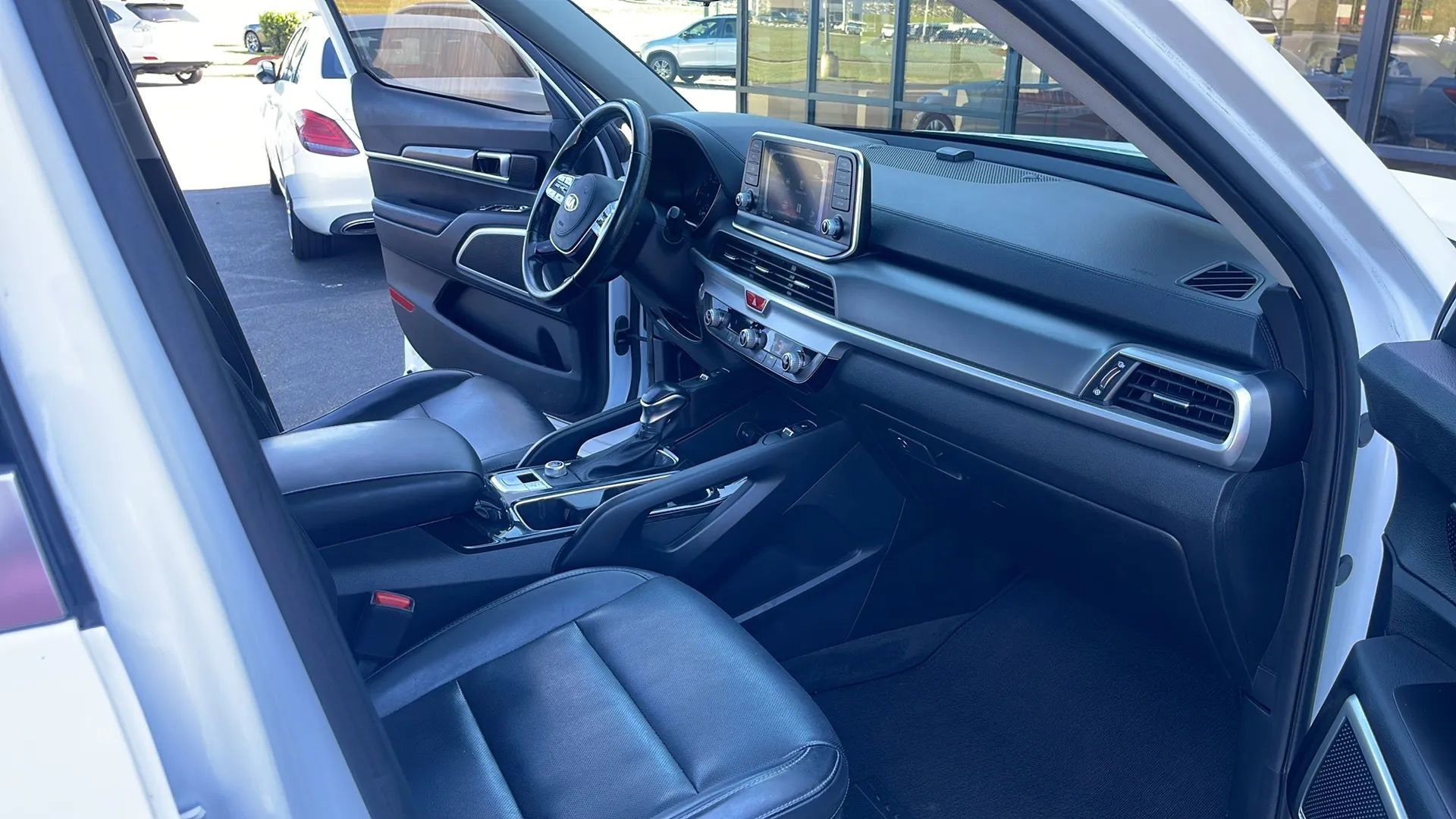 Used 2020 Kia Telluride S w/ S 8 Passenger Seating Package image 29