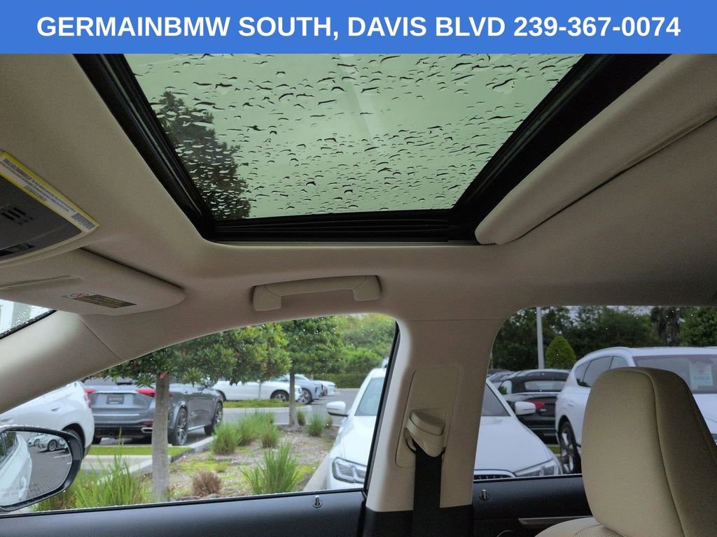 Used 2022 Lexus RX 350L Premium w/ Premium Package AWD/4WD image 21