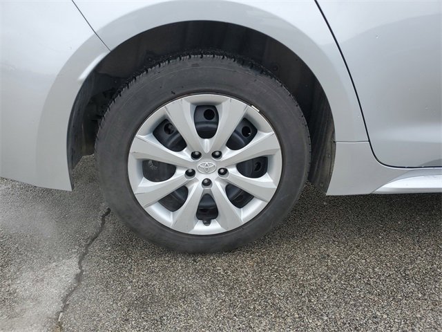 Used 2024 Toyota Corolla LE image 7