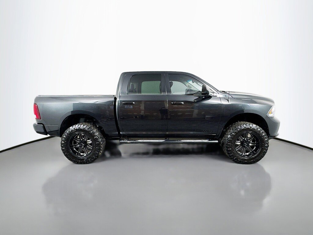 Used 2018 RAM 1500 Sport image 6