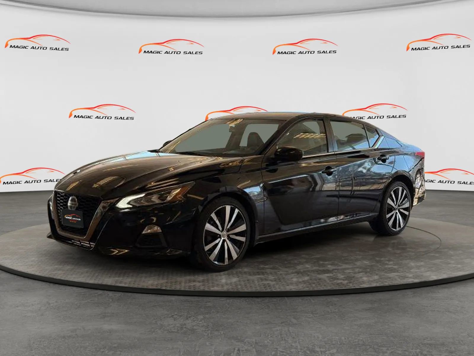 Used 2019 Nissan Altima 2.5 SR AWD/4WD image 2
