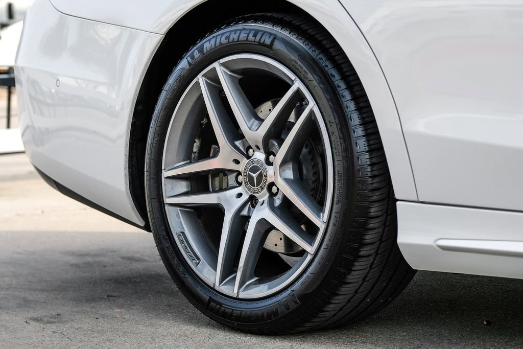 Used 2019 Mercedes-Benz S 560e w/ AMG Line Exterior image 64