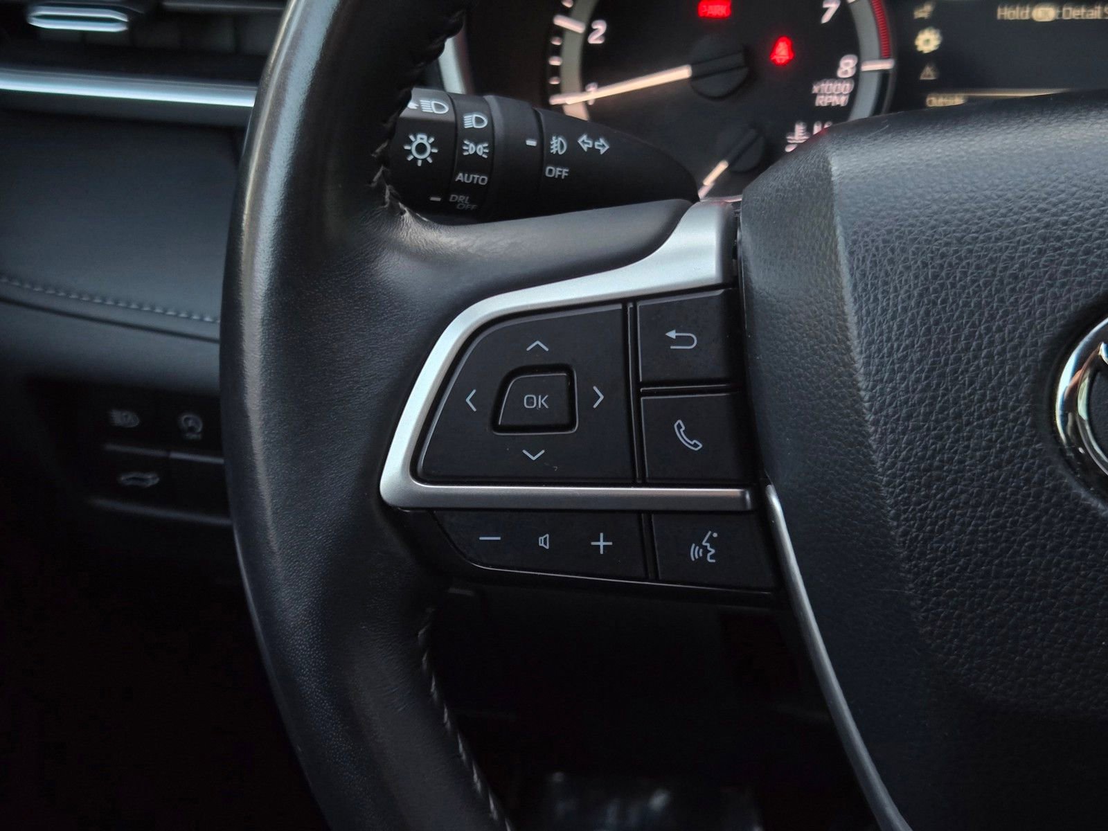 Certified 2024 Toyota Highlander XLE image 23