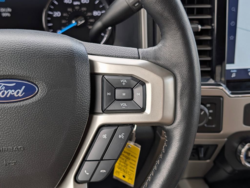 Certified 2022 Ford F250 Lariat w/ Lariat Value Package AWD/4WD image 19
