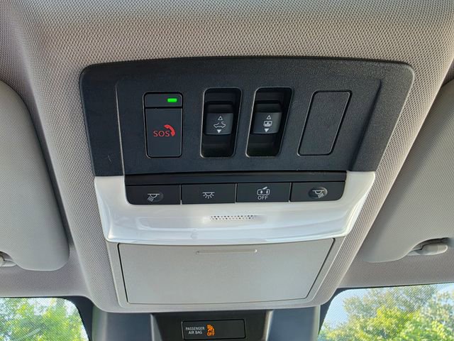 Used 2023 Nissan Rogue SL image 29