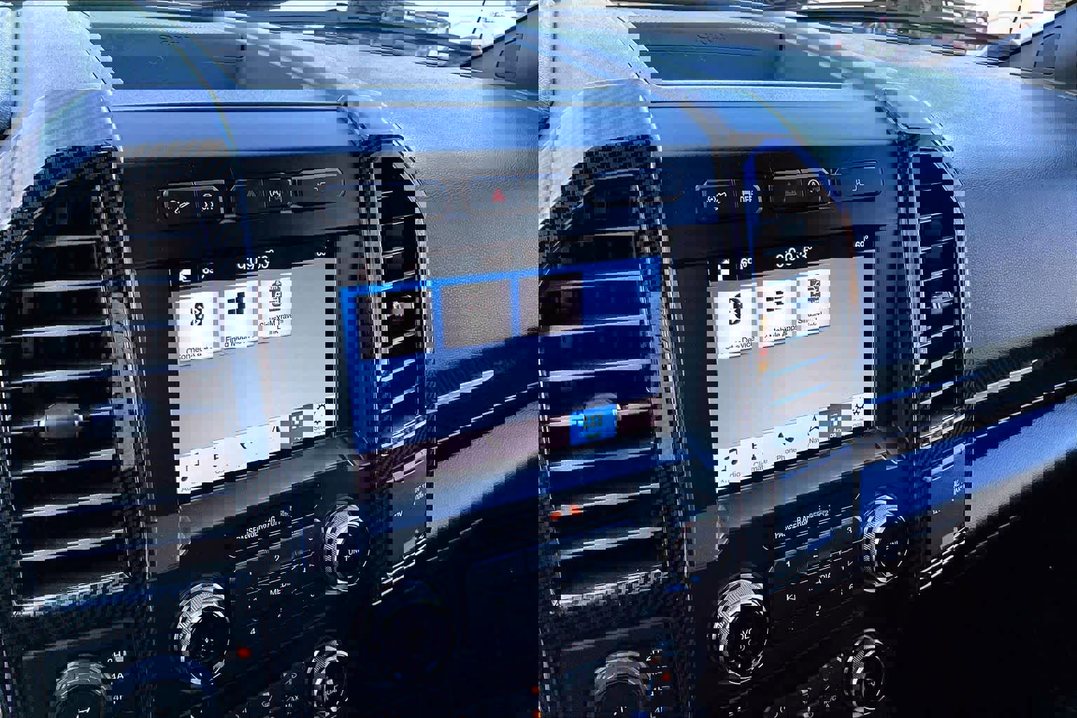 Used 2017 Ford F150 Raptor w/ Equipment Group 802A Luxury image 29