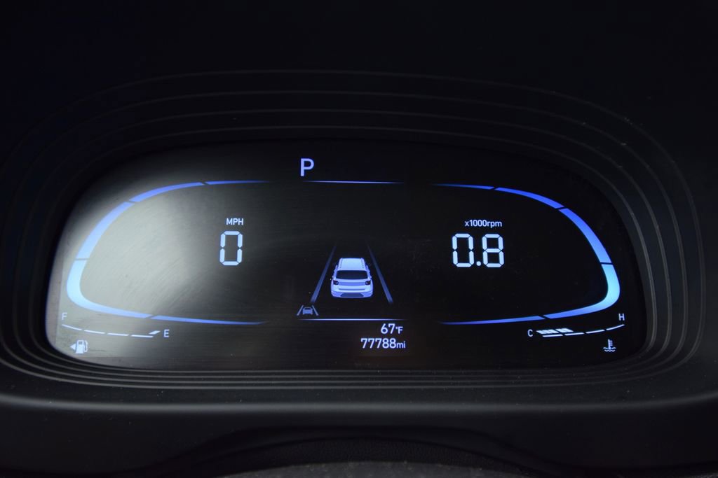 Used 2023 Hyundai Venue Limited w/ Cargo Package FWD image 20