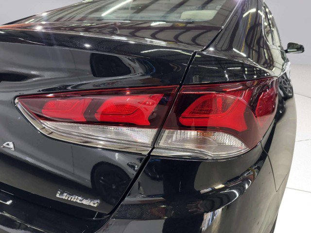 Used 2019 Hyundai Sonata Limited w/ Ultimate Package 04 image 13