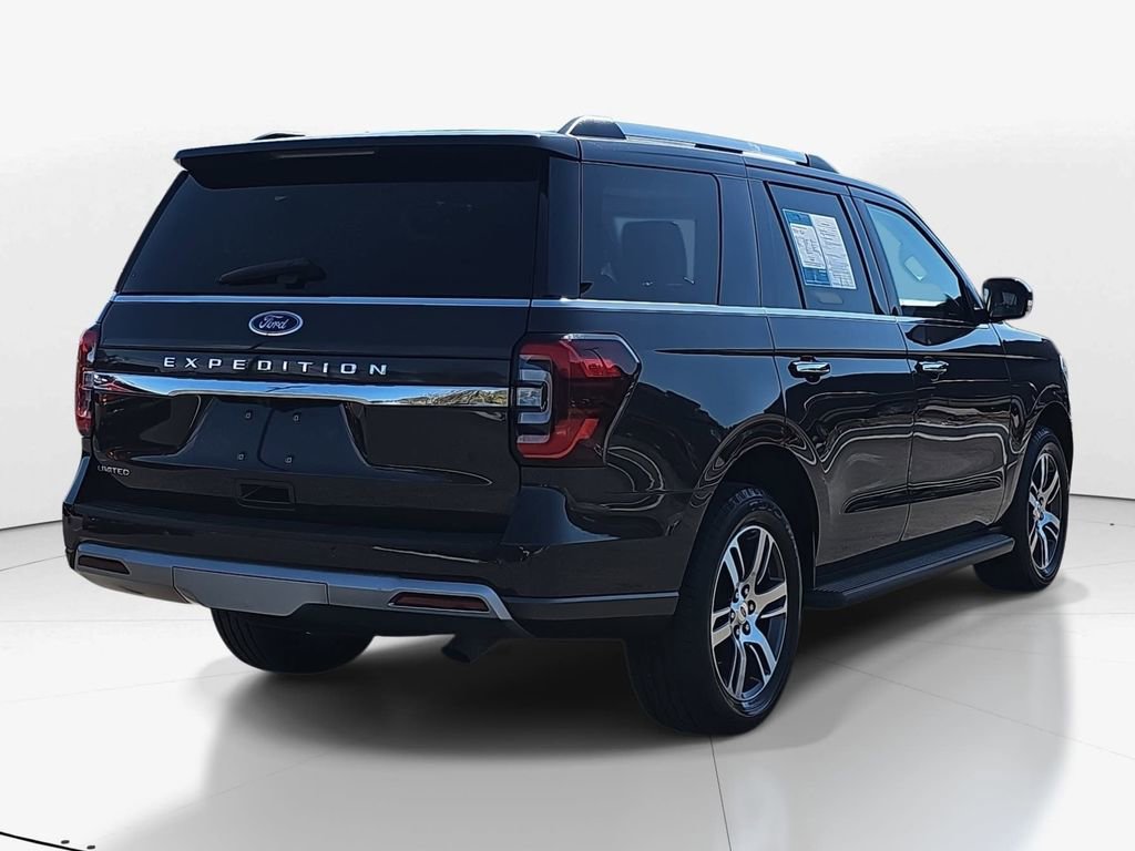 Used 2024 Ford Expedition Limited image 5