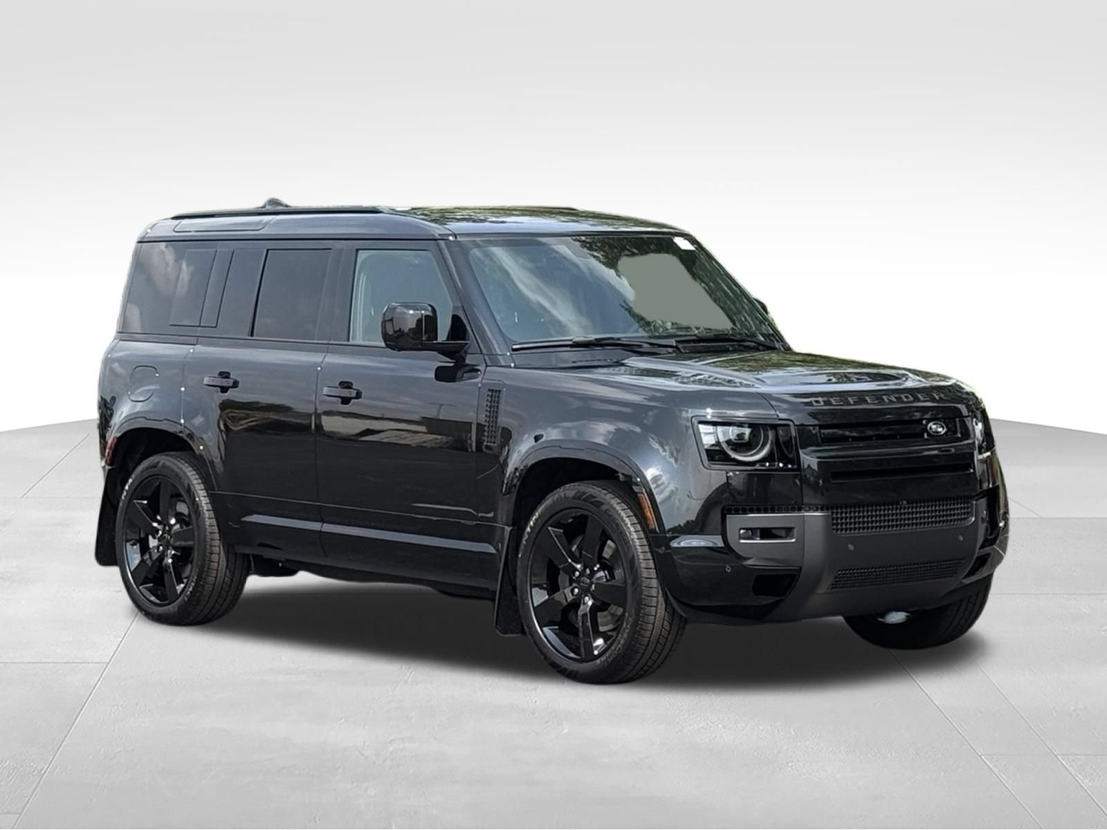 New 2026 Land Rover Defender 110 X-Dynamic SE AWD/4WD image 8
