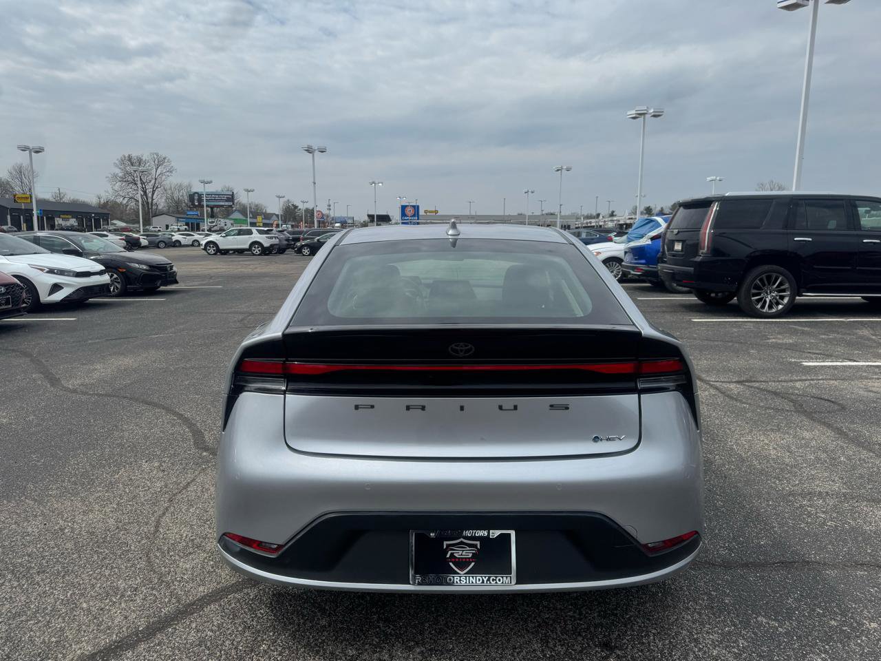 Used 2025 Toyota Prius LE image 8