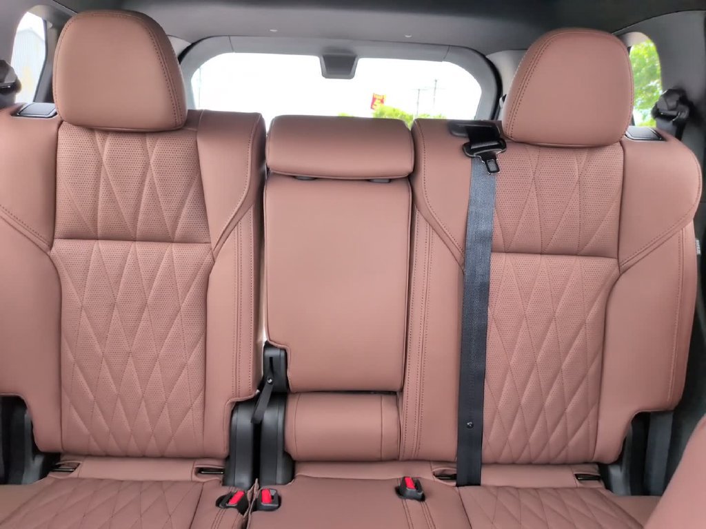 New 2026 Mitsubishi Outlander SEL AWD/4WD image 28