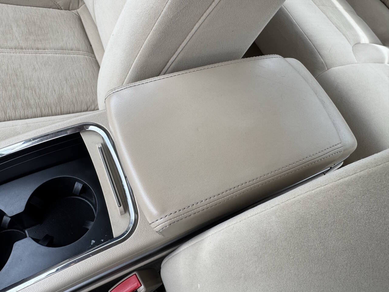 Used 2013 Buick LaCrosse FWD image 21
