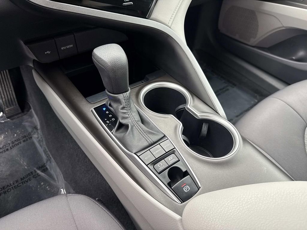 Used 2023 Toyota Camry LE image 15