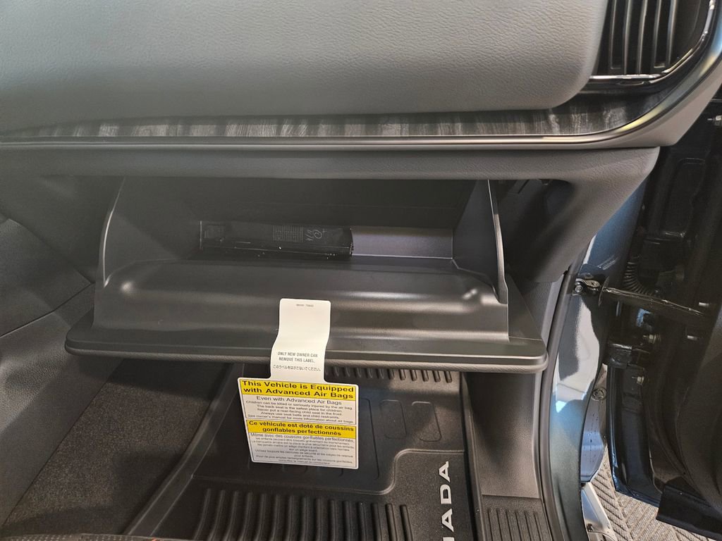 New 2026 Nissan Armada PRO-4X image 32