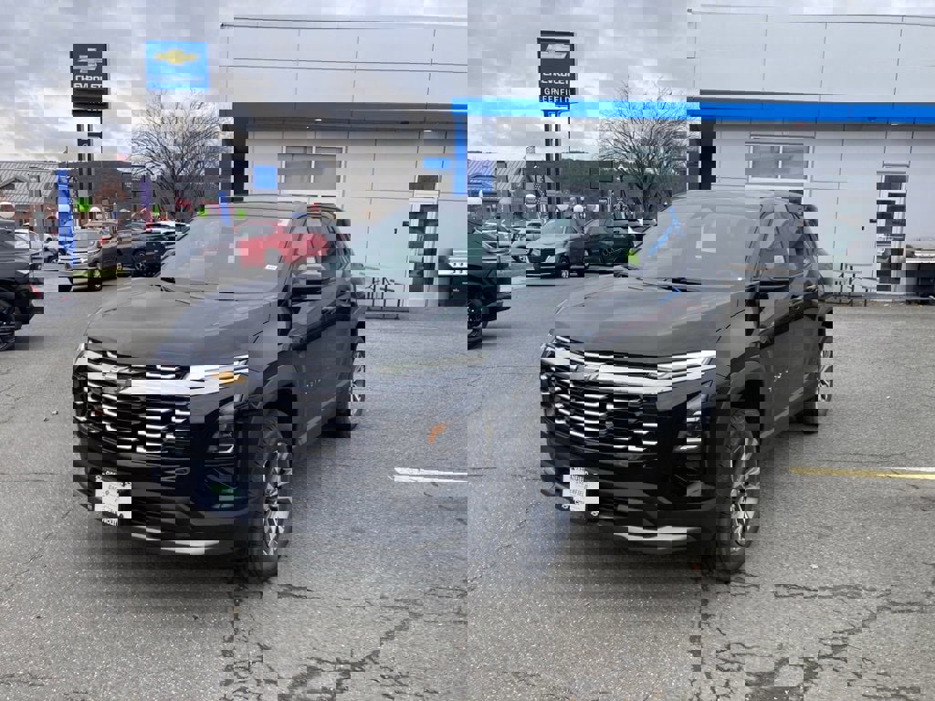 New 2026 Chevrolet Equinox LT w/ Convenience Package II image 3