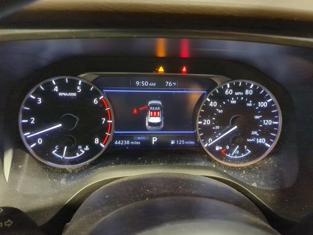 Used 2023 Nissan Rogue S AWD/4WD image 13