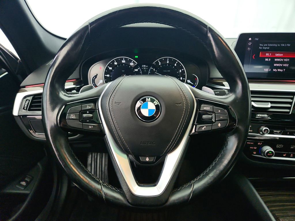 Used 2019 BMW 530i xDrive w/ Convenience Package AWD/4WD image 15