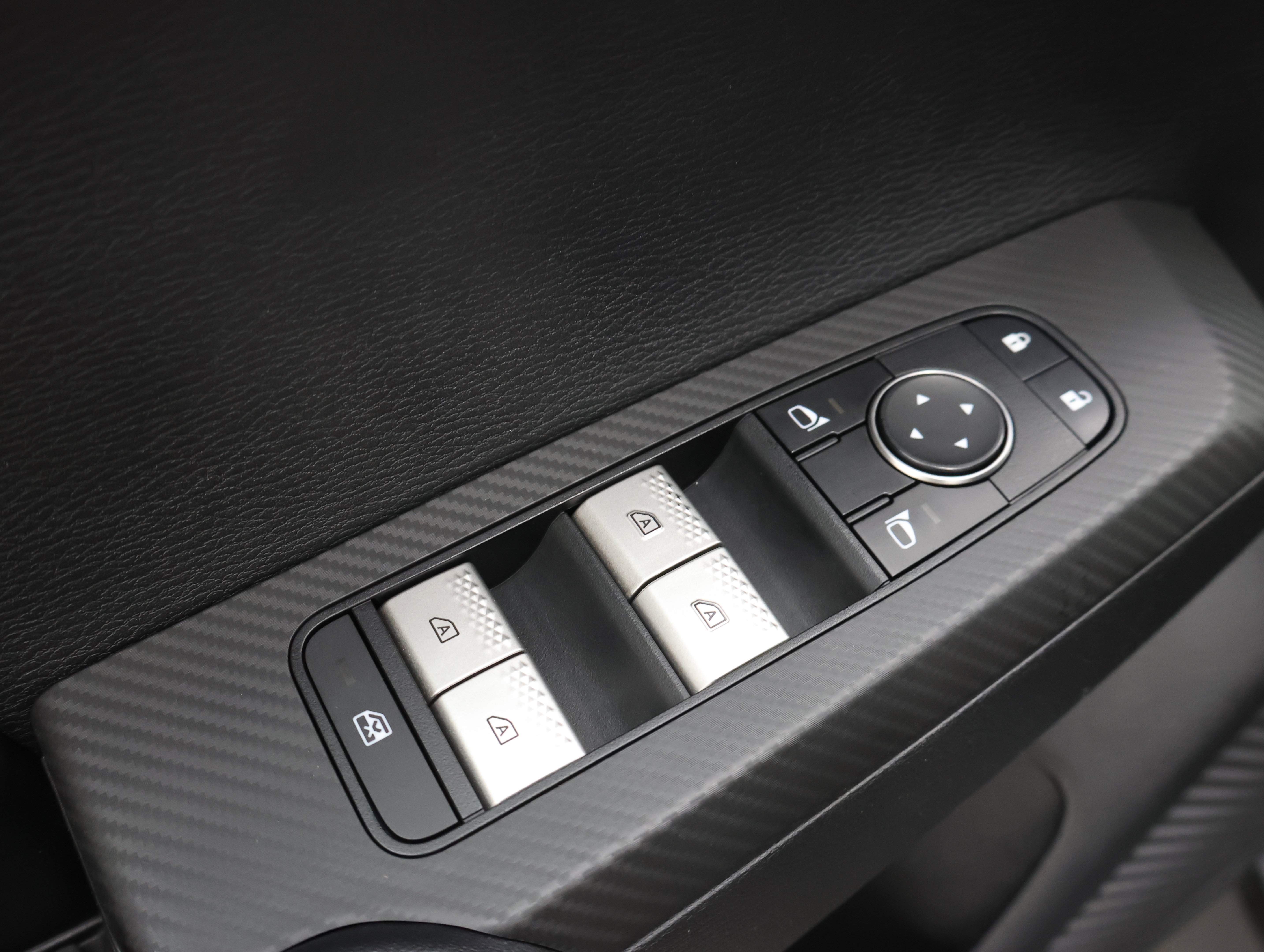 Used 2022 Mitsubishi Outlander SE AWD/4WD image 41