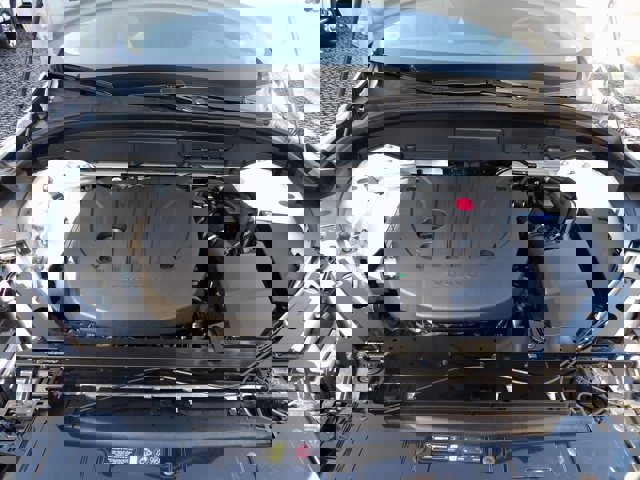 Certified 2025 Volvo XC60 B5 Plus image 26