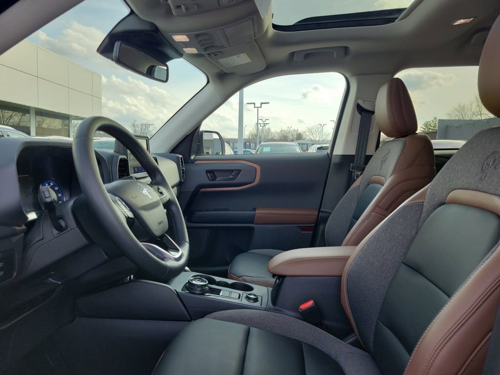 Certified 2024 Ford Bronco Sport Outer Banks w/ Tech Package image 18