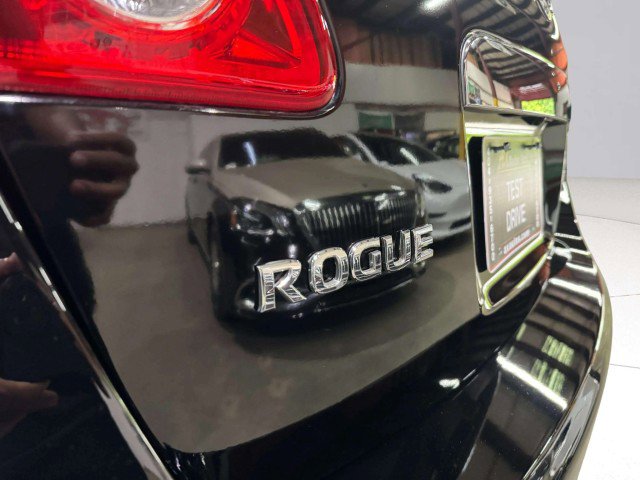 Used 2012 Nissan Rogue SL image 16