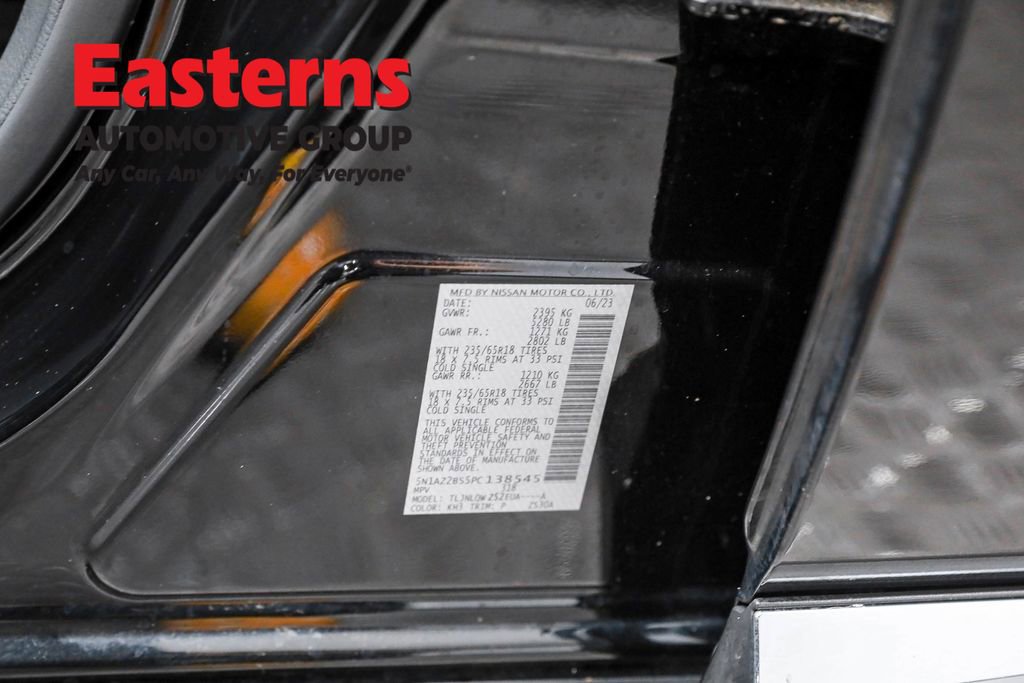 Used 2023 Nissan Murano SV image 33