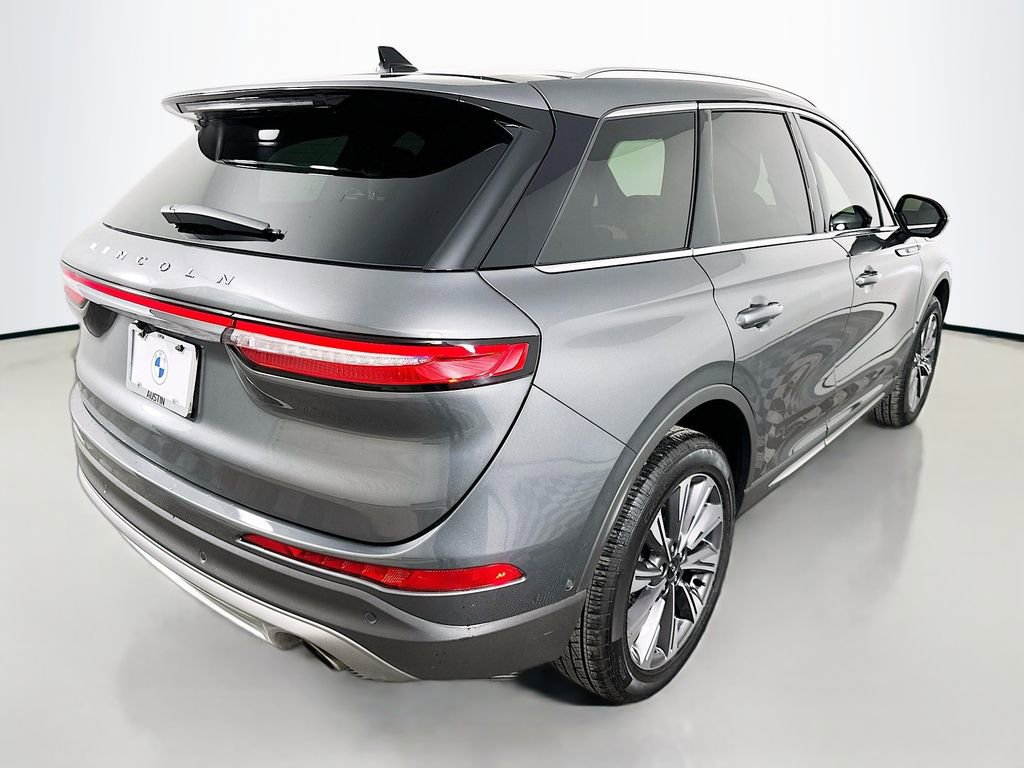 Used 2022 Lincoln Corsair Reserve w/ Elements Package FWD image 5