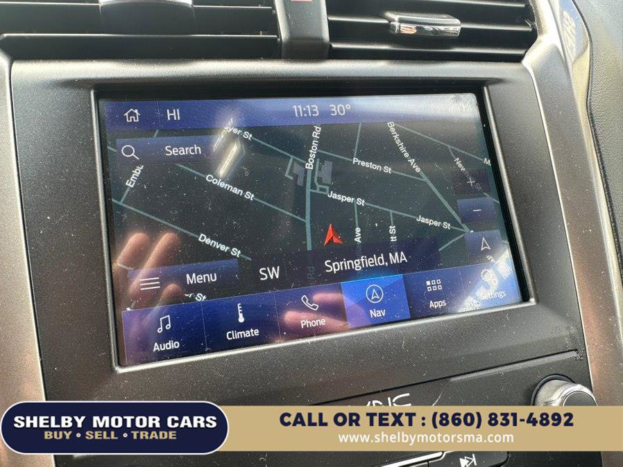 Used 2019 Ford Fusion SE FWD image 17